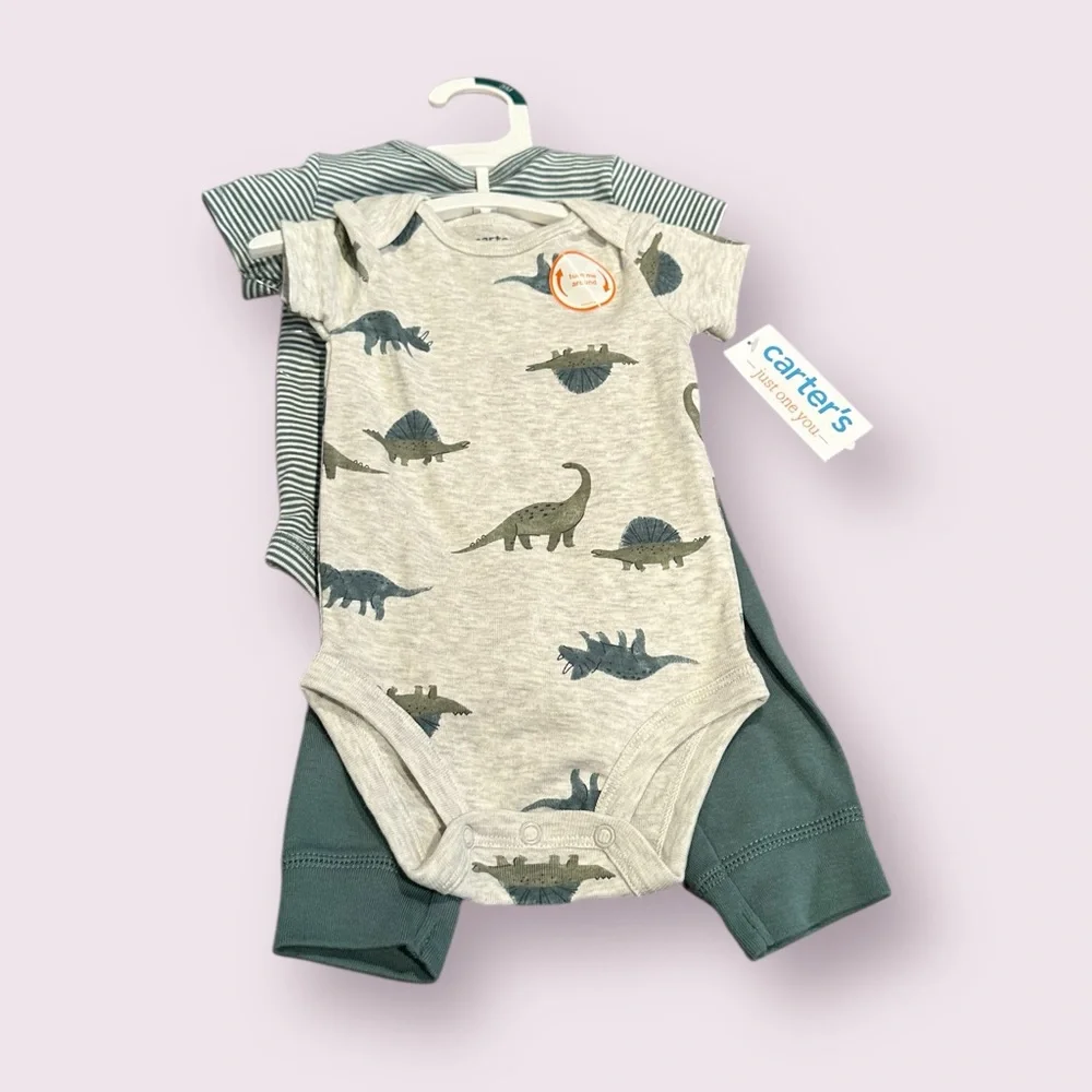 NWT Baby Carter's Dinosaur Baby Bodysuit Set With Sweatpants Size 3 Months